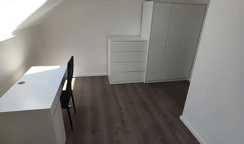 Newly established flat share for 4 people - furnished