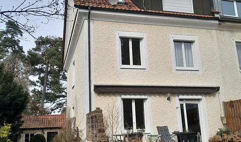 Wohnen in bester Lage – Großzügiges Zuhause mit Sauna, Garten und finnischer Kota