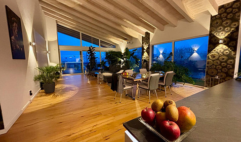 Architect's villa with beautiful garden