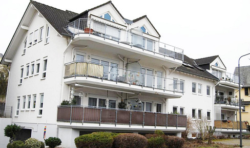 Helle Eigentumswohnung, 2ZKB, mit Balkon und Tiefgaragenstellplatz