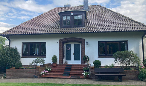 Exklusives Anwesen in Dorum – Parkähnliches Grundstück mit großzügigem Haus & Einliegerwohnung