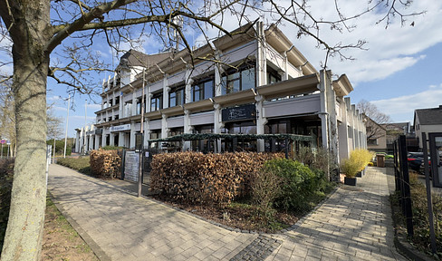 Free of commission !!! Beautiful store in the heart of Alfter (town center)