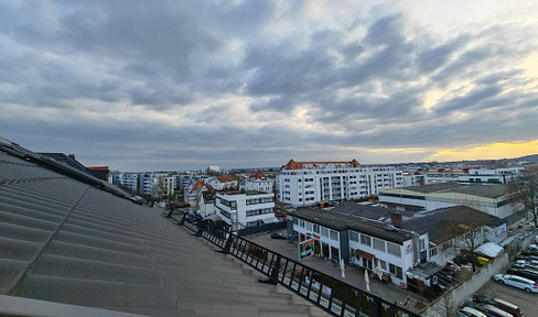 Stylish living on two levels - Modern 4-room maisonette with a view in Fürth