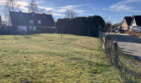 Building plot for sale directly in Bosau on Lake Plön