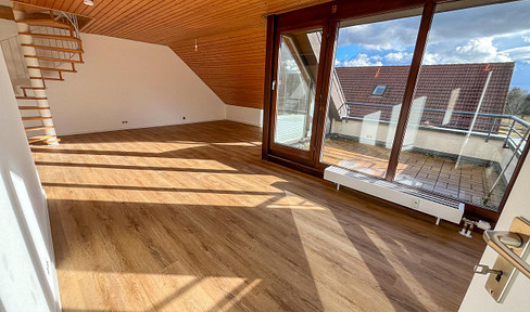 3-Zimmer-Maisonette-Wohnung mit Balkon und zwei Stellplätzen in Filderstadt