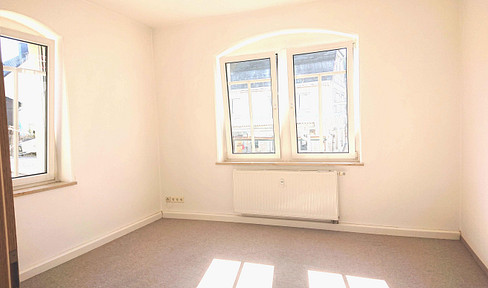 Sunny 2-room apartment in the center