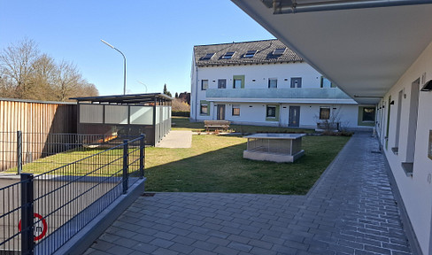 Modern 3-room apartment with garden, large terrace, high-quality furnishings, central location from private owner