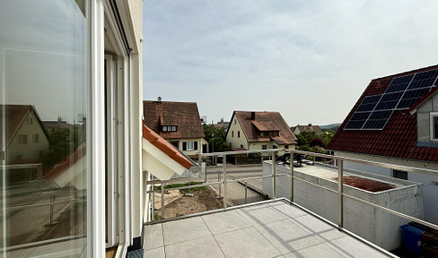 Zwei Wohnungen mit großer Terrasse oder Balkon zu vermieten
