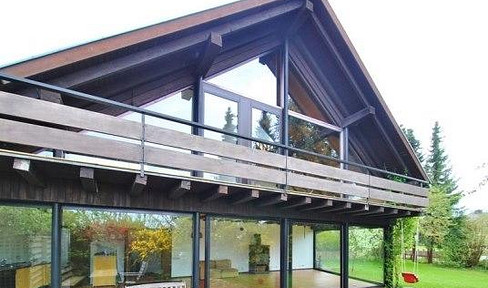 Unique architect's house with large garden in top location without estate agent commission