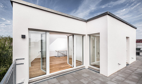 Penthouse-Maisonette-Wohnung mit 17m² Dachterrasse, direkt v. Eigentümer - keine Maklerkosten