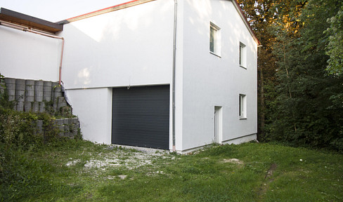 Commercial hall near Dingolfing (BMW) - Versatile use & ideally located!