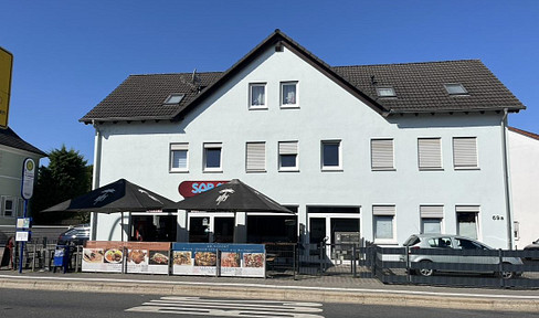 Mehrfamilienhaus mit Gewerbe