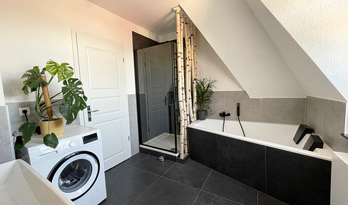 *NEU Renoviert * Exklusive Maisonette 3-Raum Wohnung * Provisionsfrei Eigennutzer * Weitblick