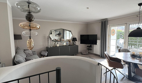 Charmante 3 Zimmer Maisonette Wohnung mit Terrasse & Garten im beliebten Villenviertel