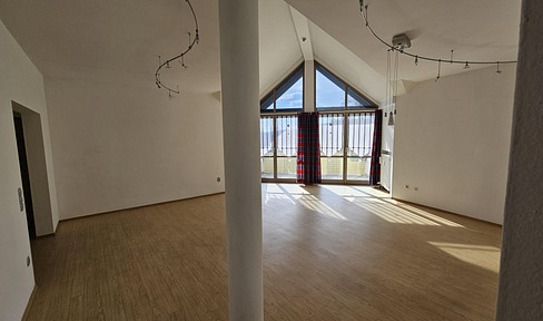 *FREE OF PROVISION* 3-room apartment in IN-Haunwöhr
