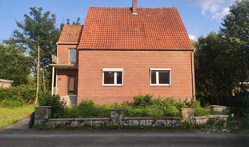 Spacious dream property with solid renovation object in the outskirts of Lengerich