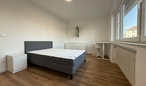 Erstbezug nach Kernsanierung: 5-Zimmer-WG in Top-Innenstadtlage in Karlsruhe
