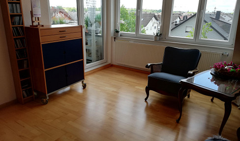 Lichtdurchflutete 3 Zimmer-Wohnung