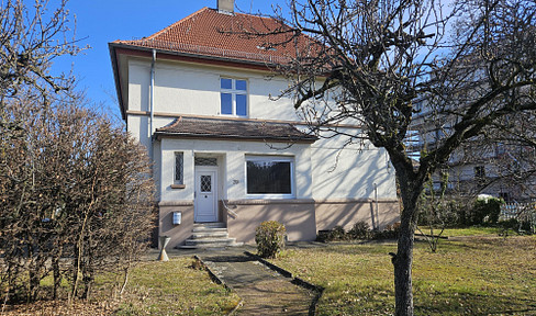 Büroräume und Lagerfläche in wunderschöner Villa zu vermieten