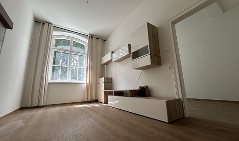 smart single apartment, partly furnished&incl. new EBK, ready for immediate occupancy, directly at the Landeskrone