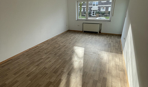 Two-room apartment with balcony
