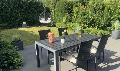 Courtagefrei! Sonniges Reihenendhaus mit hochwertiger Ausstattung! Energiekennwert A!