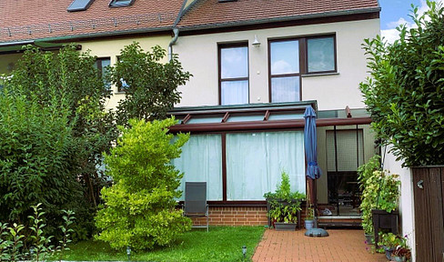 Stadtoase: Ruhiges Reihenhaus mit Garten und Stellplatz in der historischen Altstadt