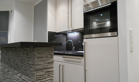 Modern, bright, exclusive 1-room apartment with upscale interior (commission-free)