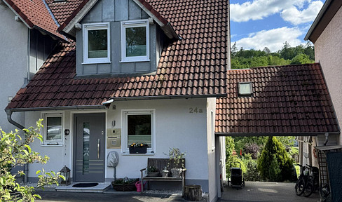 Modernisiertes & familienfreundliches Eckhaus (5,4Kw PV-Anlage, Wallbox, neue Heizung)