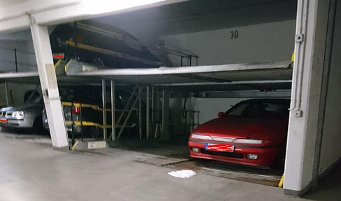 Stellplatz in Doppelparkeranlage zu vermieten (Hartigstraße 5)