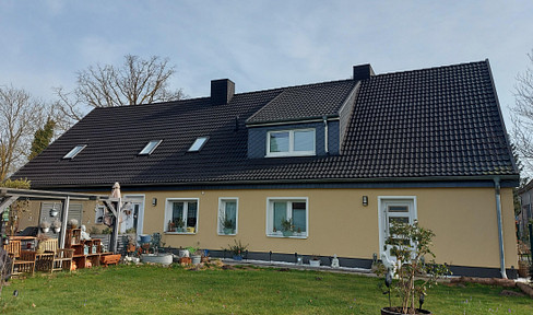 Saniertes Mehrgenerationenhaus auf großem Grundstück vor den Toren Rügens