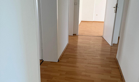 Frisch renoviert & einziehen: Traumhafte 3,5-Zimmer-Wohnung!