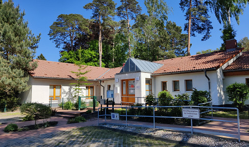 Wohnen mit Urlaubsfeeling - Freistehendes Haus in Strandnähe mit großem Garten und Carport