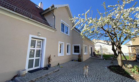 „Rheinjuwel! EFH mit Garten, Hof & Charme – ohne Provision“