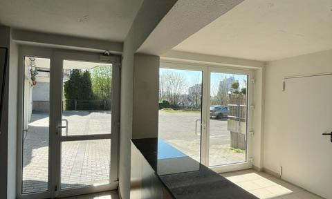 120 m² Attractive office/storage space with a prime location in Barmen.