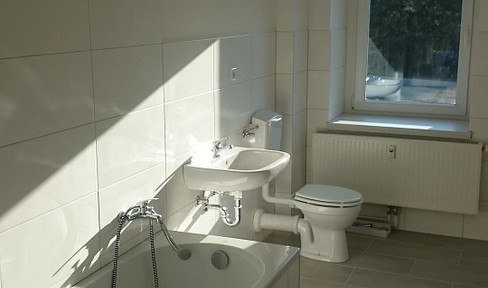 Vollvermietetes, modernisiertes Mehrfamilienhaus mit 45.673,- Jahresnettokaltmiete. Provisionsfrei!