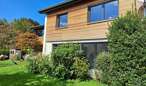 Einfamilienhaus mit großem Garten und Südterrasse