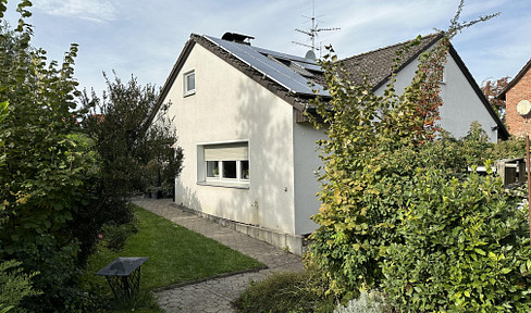 Detached house in Söhlde with beautiful garden and PV system