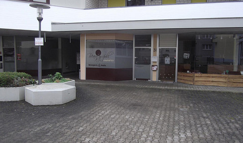 Büro/Praxis zu vermieten