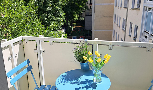 NORDEND-WEST / quiet top location / sunny 2-room apartment w. BALCONY / FREE / FREE OF PROVISION from PRIVATE