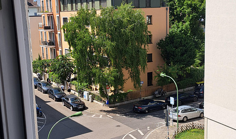 FURNISHED + SUNNY furnished 2-room apartment w. BALCONY / TOP LOCATION NORDEND-WEST / FREE OF PROVISION from PRIVATE owner