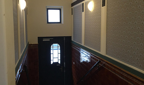 Barrier-free, bright top-floor apartment with a spacious feel and elevator