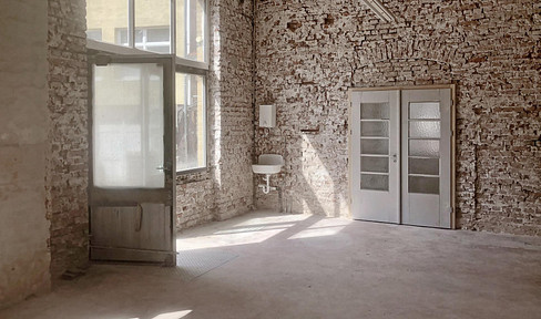 Schöne Werkstatt / Atelier / Studio im ruhigen Hinterhof – 131 m² zentral gelegen