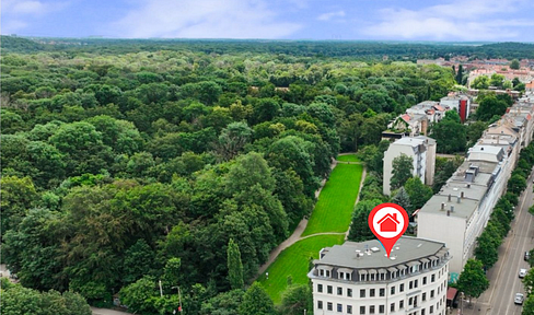 Commission-free, refurbished, ready-to-move-in 2 room apartment. apartment in Wilhelminian style building with direct access to the park
