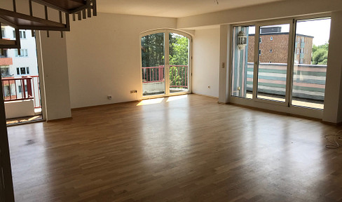 146,9 qm große Maisonette-Wohnung,  11 km zur EZB,  in Maintal Dörnigheim