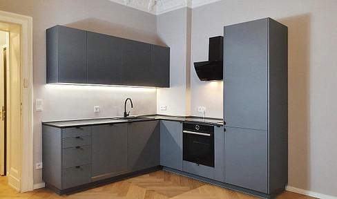 Exklusiv sanierte 100m² Jugendstil-Altbauwohnung nahe Savignyplatz und Ku'Damm