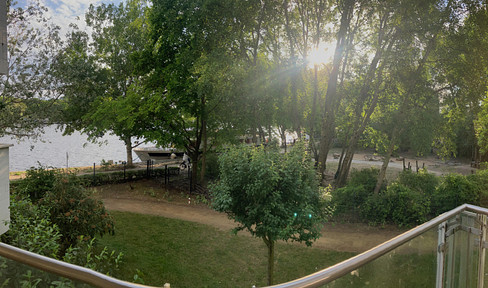 Blick auf die Spree und ins Grüne: 1-Raum Wohnung (Stralau) Balkon, Parkett, Aufzug, provisionsfrei