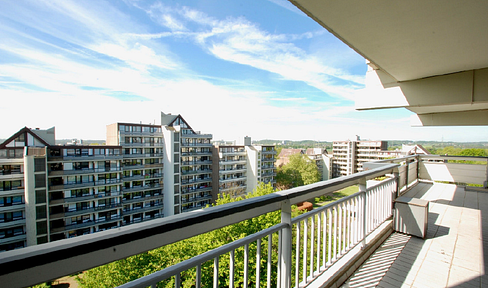 Four-room apartment with two large balconies