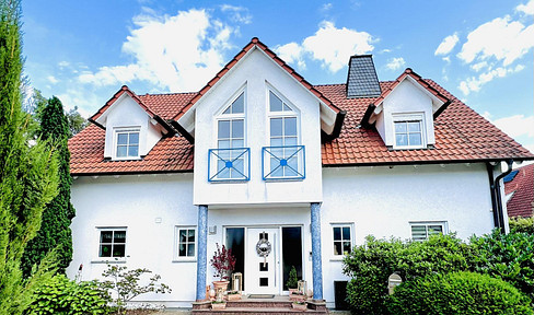 Lifestyle trifft Hightech – Landhausvilla mit Wellness, SmartHome-Potenzial & Grundstücksreserven