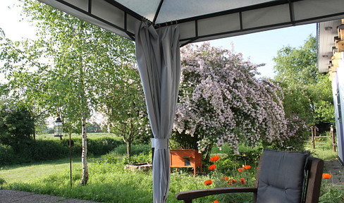 Pure nature with a great XL bungalow - horse keeping also possible/ no remaining farm!